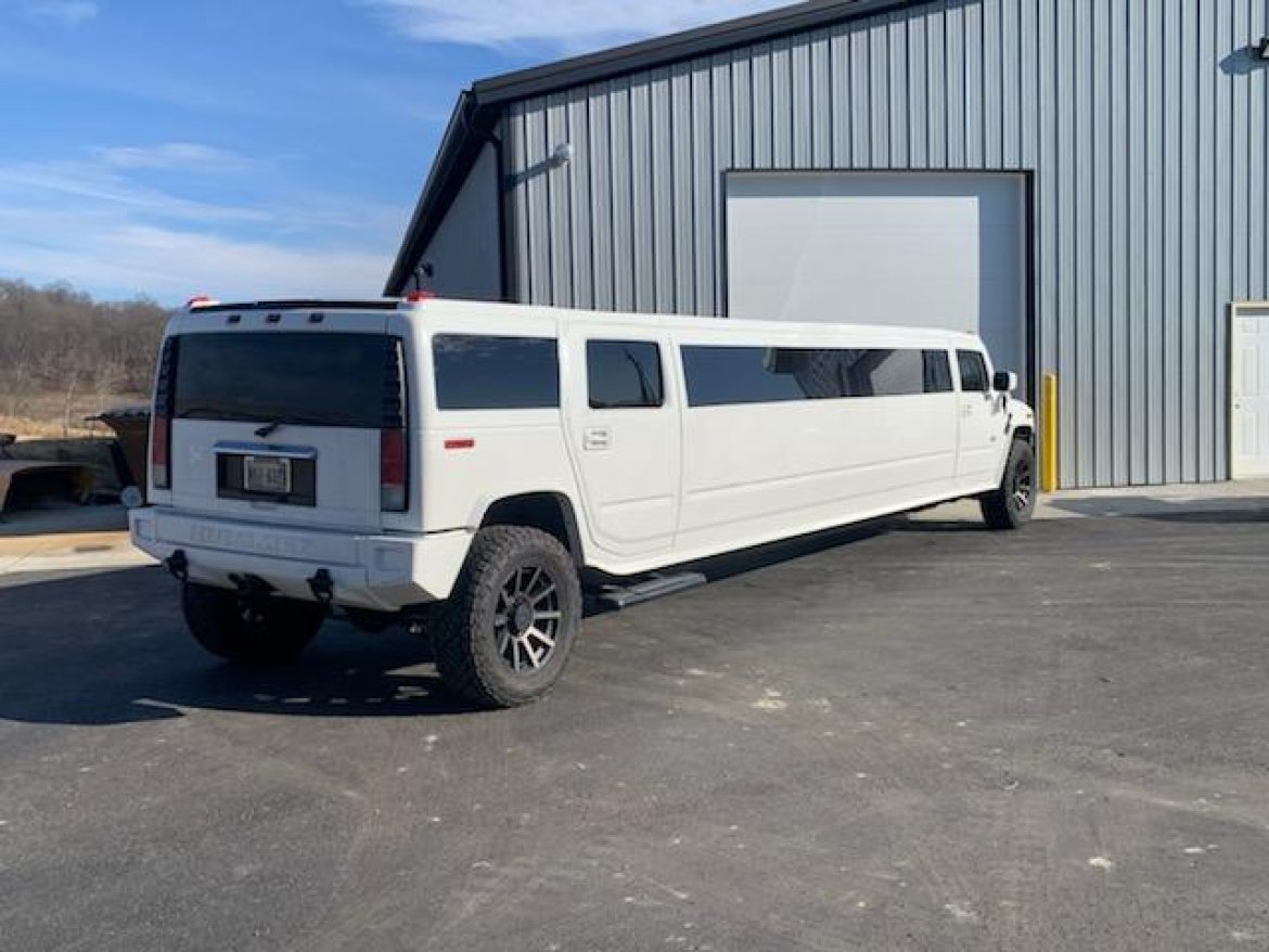 2005 Hummer H2 Limousine