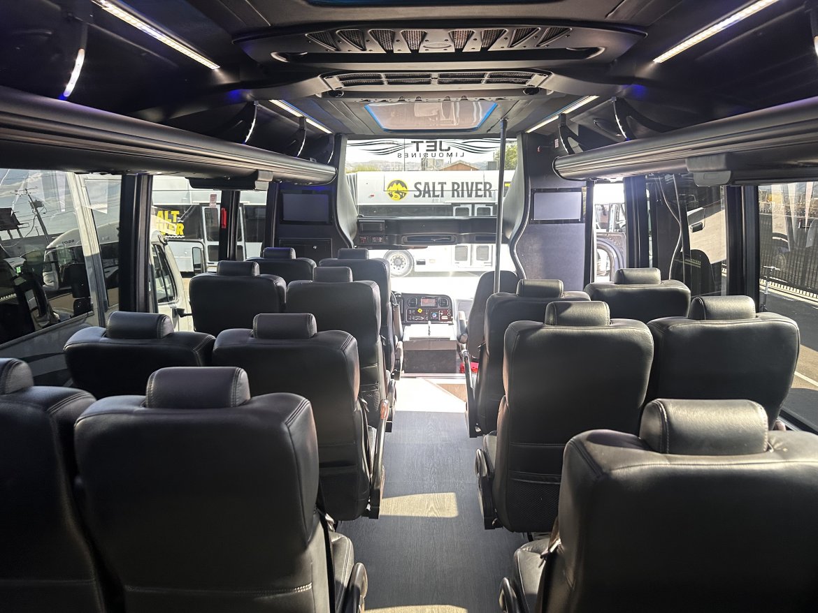 2018 Freightliner M2 EG40 Shuttle Bus