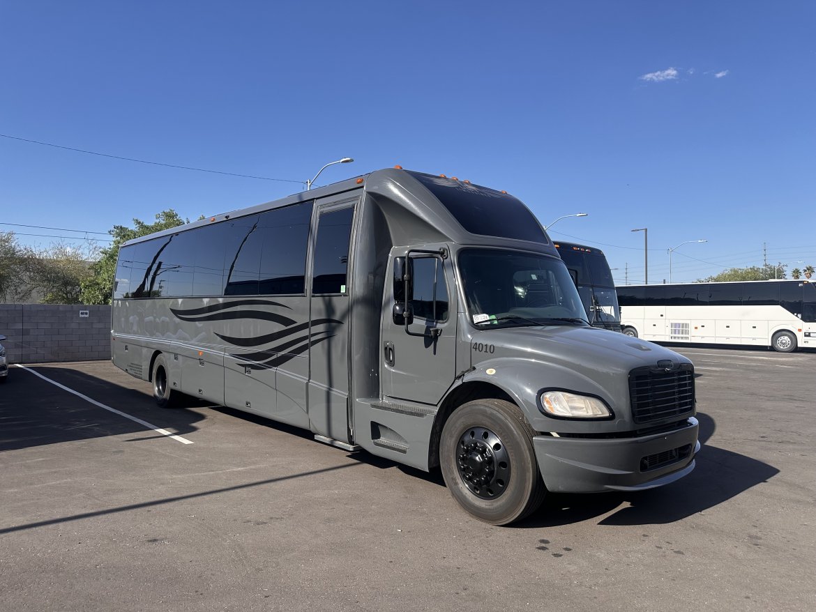 2018 Freightliner M2 EG40 Shuttle Bus