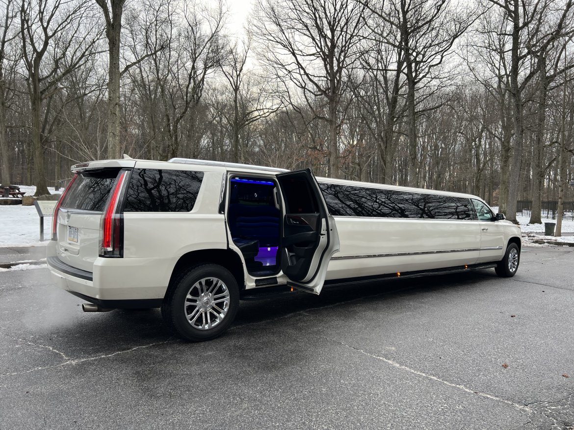 2015 Cadillac Escalade Limousine