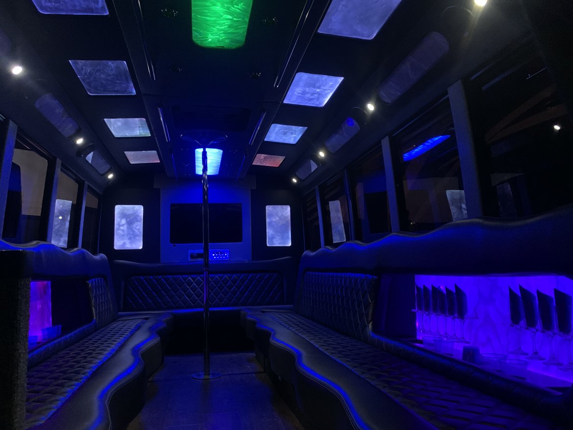 2011 Ford E-450 Party Bus