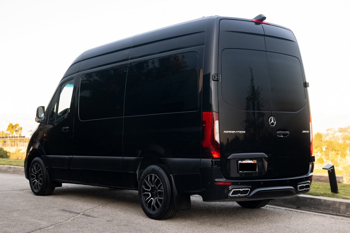 2022 Mercedes-Benz Sprinter 2500