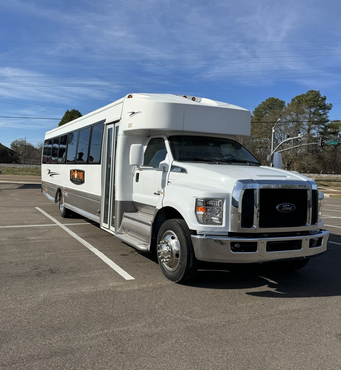 2018 Ford F-650 Shuttle Bus