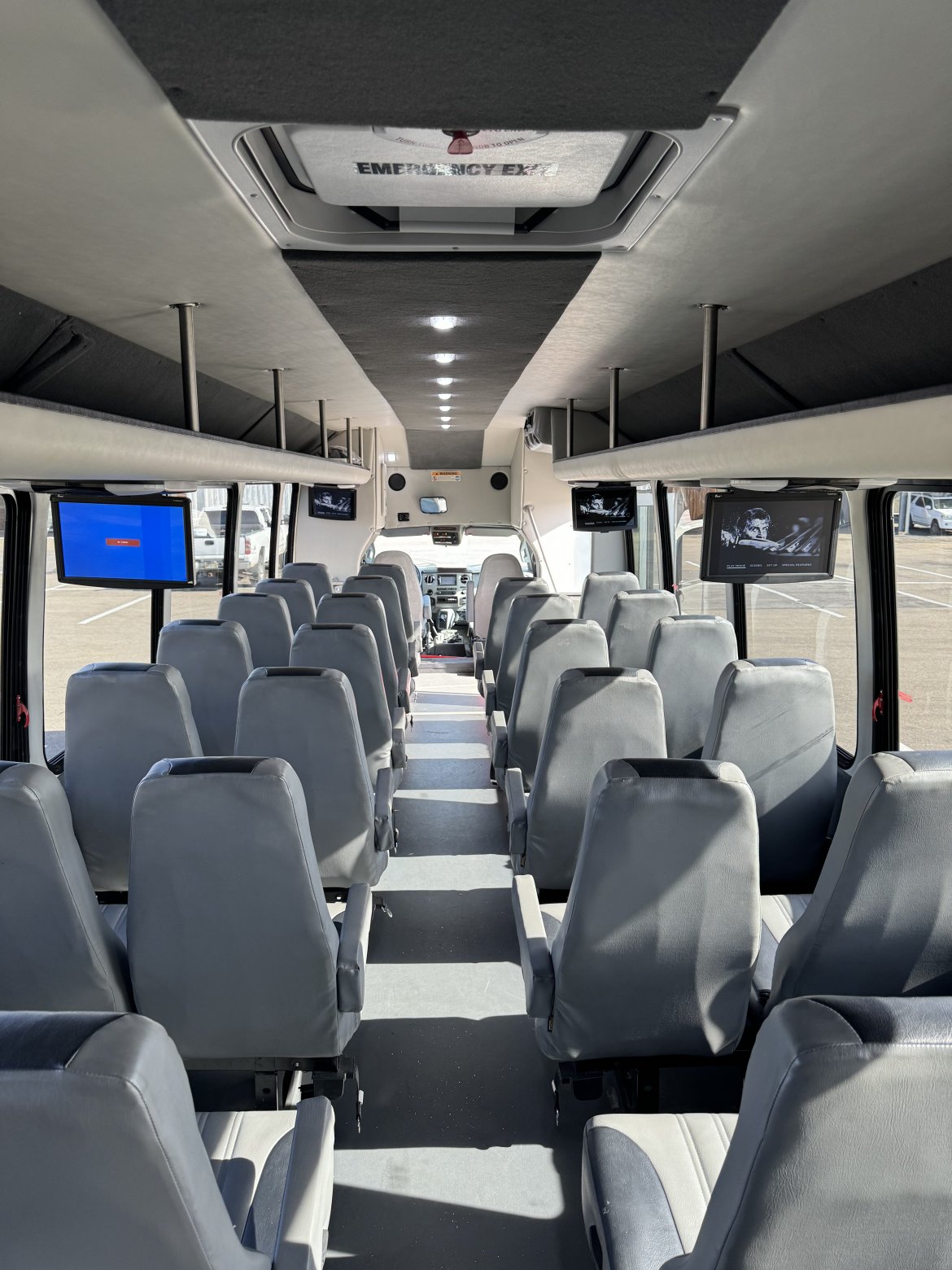 2018 Ford F-650 Shuttle Bus