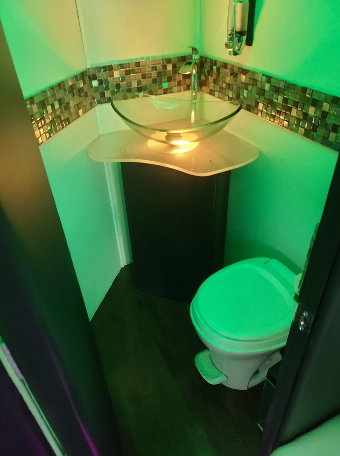 2003 Ford F-550 Limo Bus