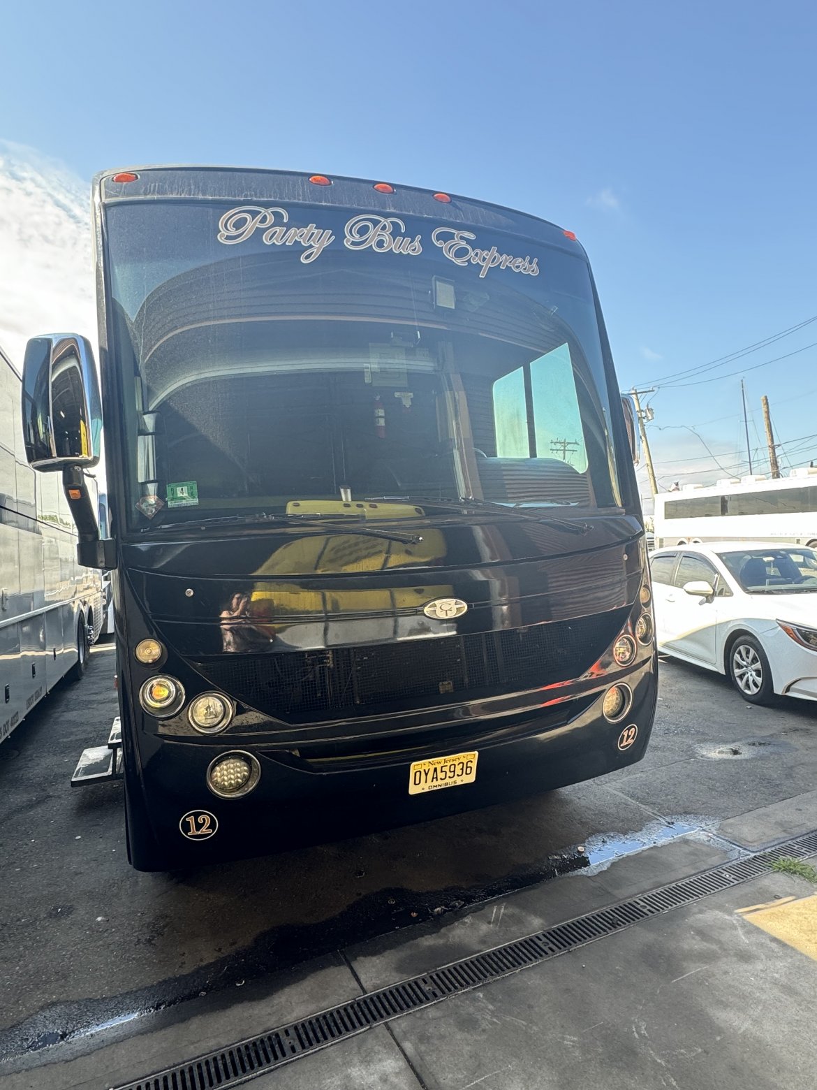 2008 Ford F-550 Limo Bus