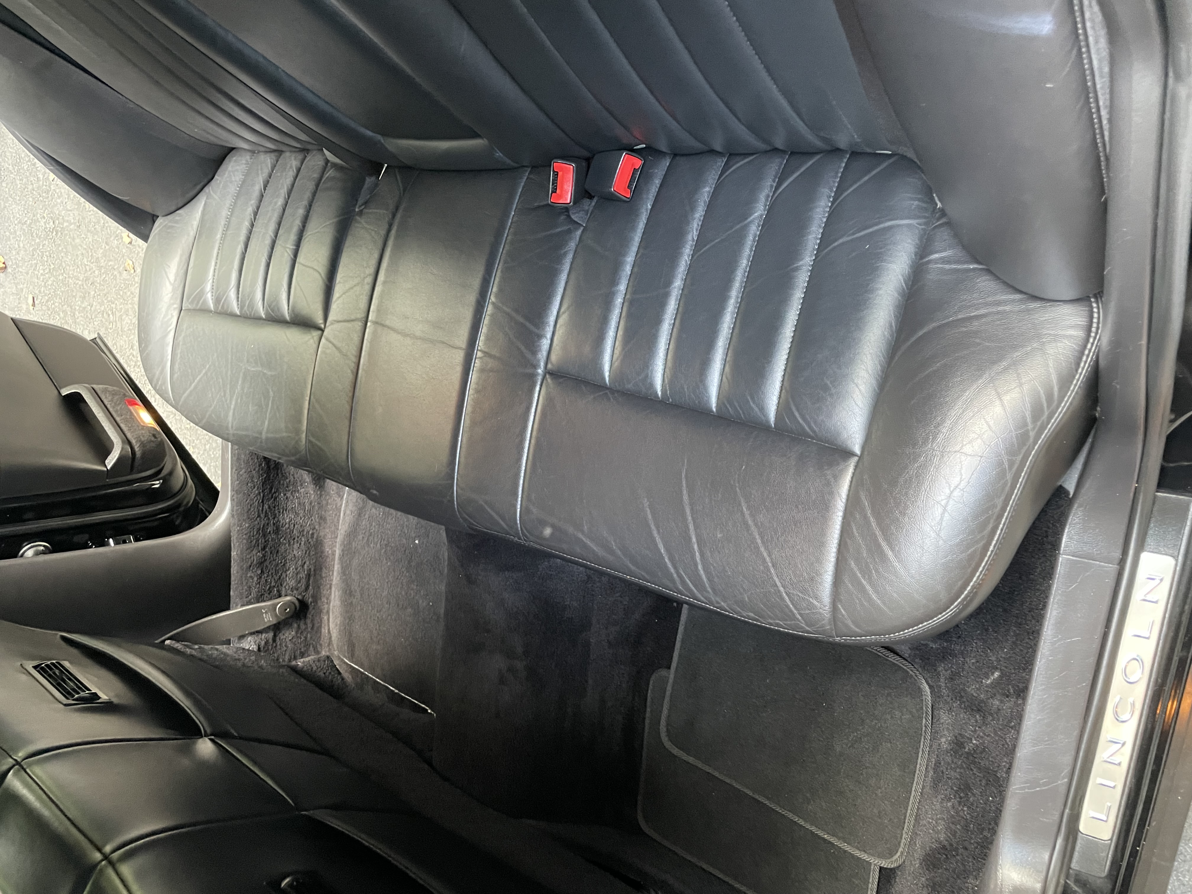 Lincoln Town Car L 2008