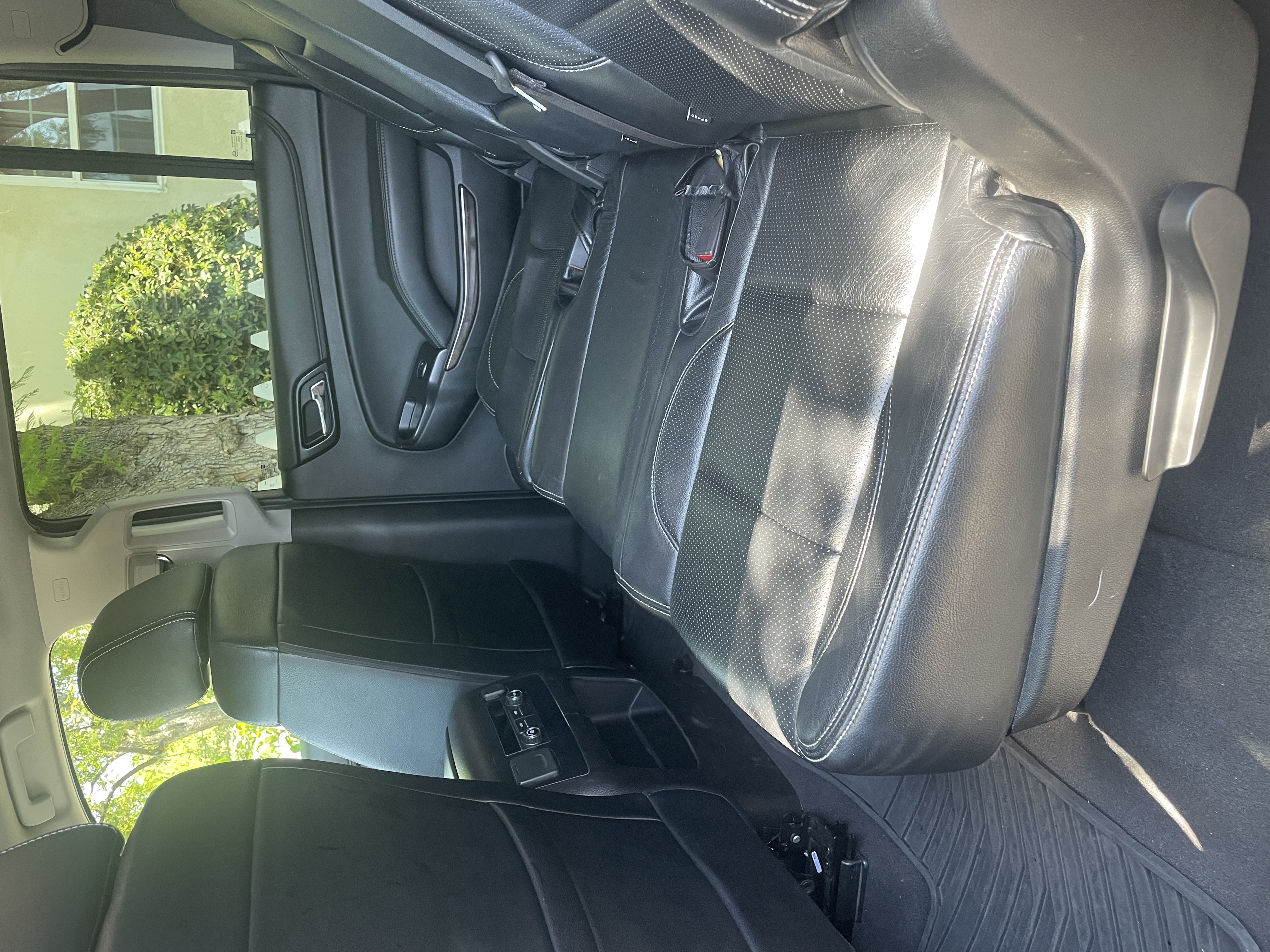 Chevrolet Suburban 2020