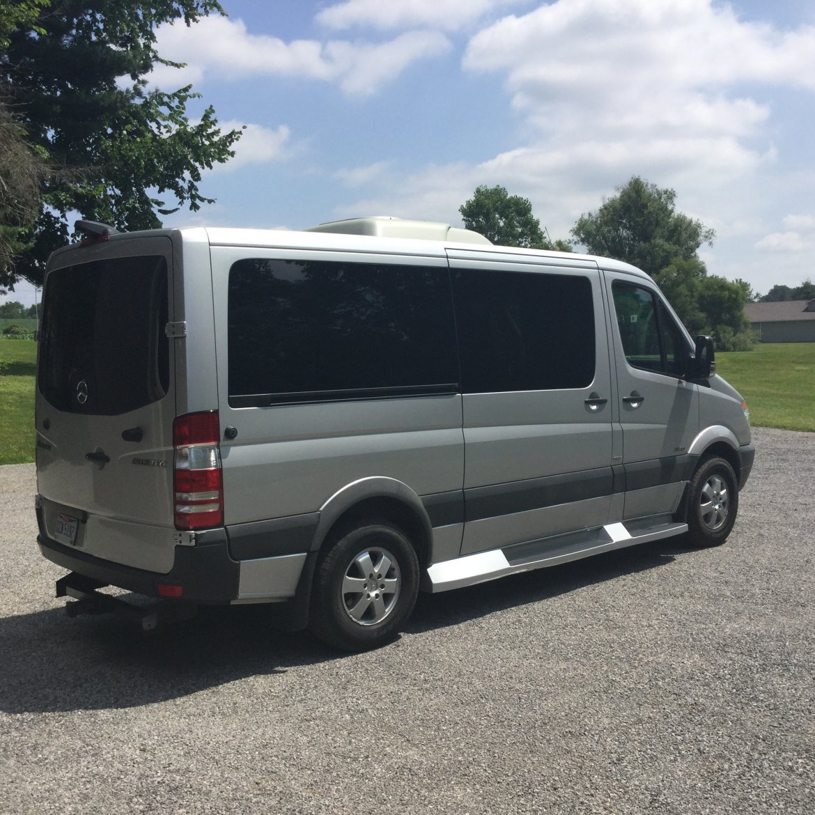 2011 Mercedes-Benz 2500 Sprinter