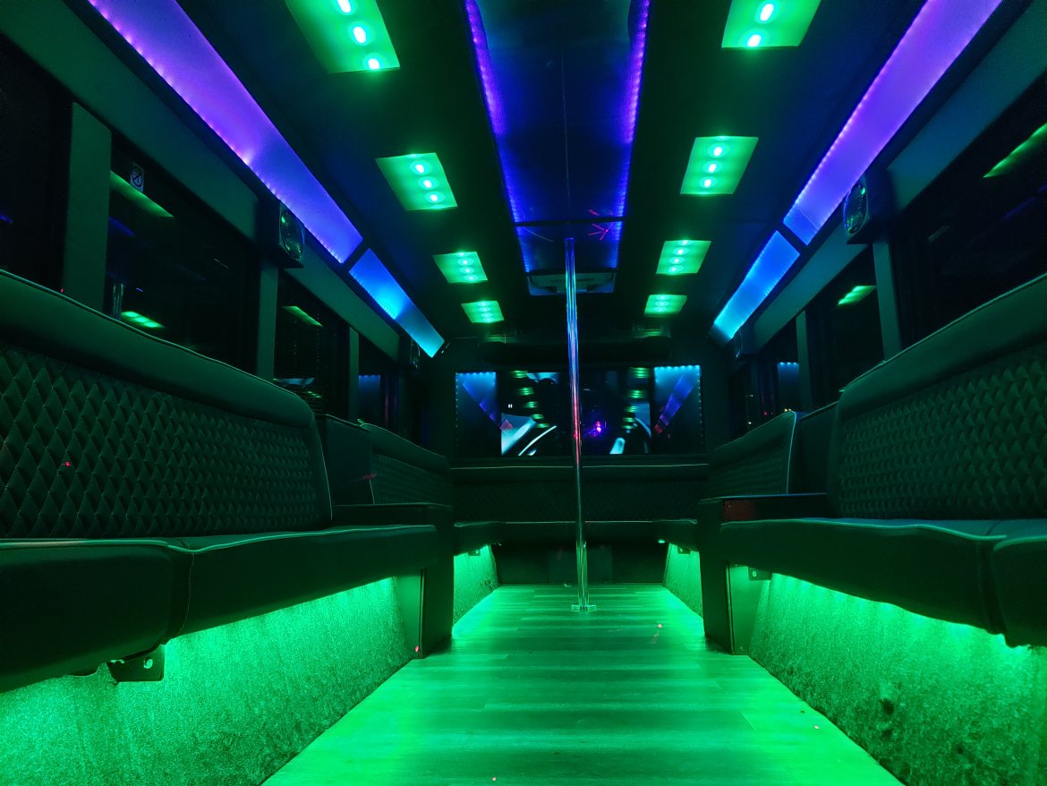 2012 Ford F-650 Limo Bus