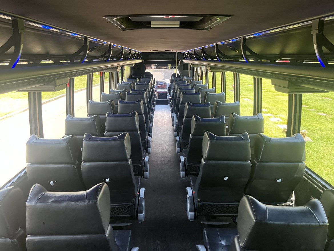 2015 Freightliner M2 Shuttle Bus