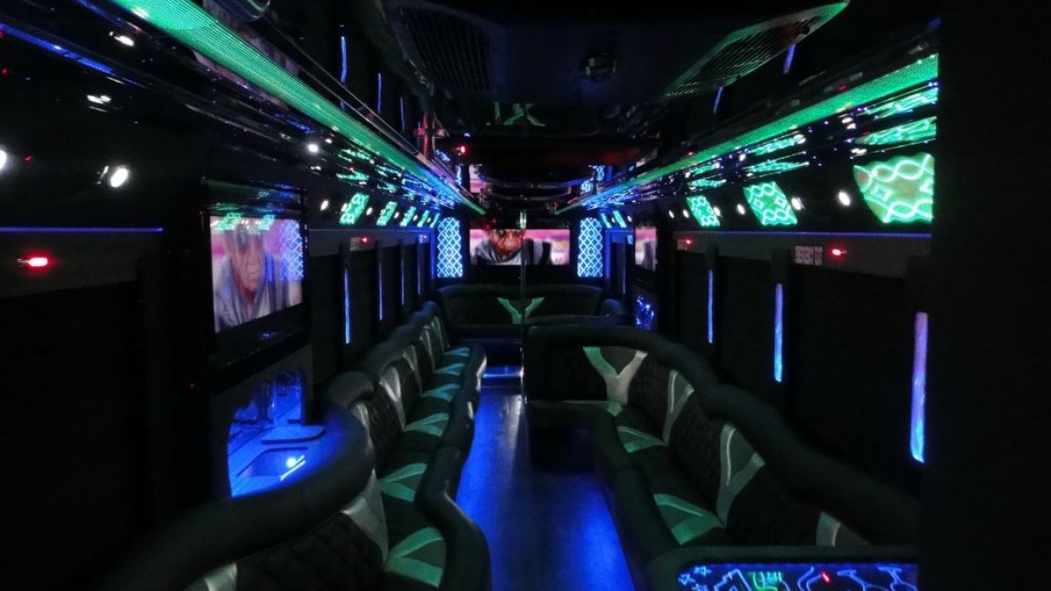 2015 Freightliner Motorcoach Party Limo