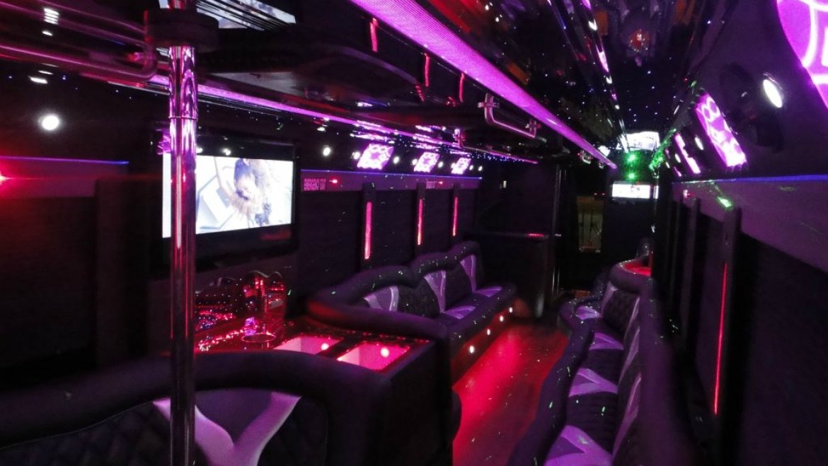 2015 Freightliner Motorcoach Party Limo