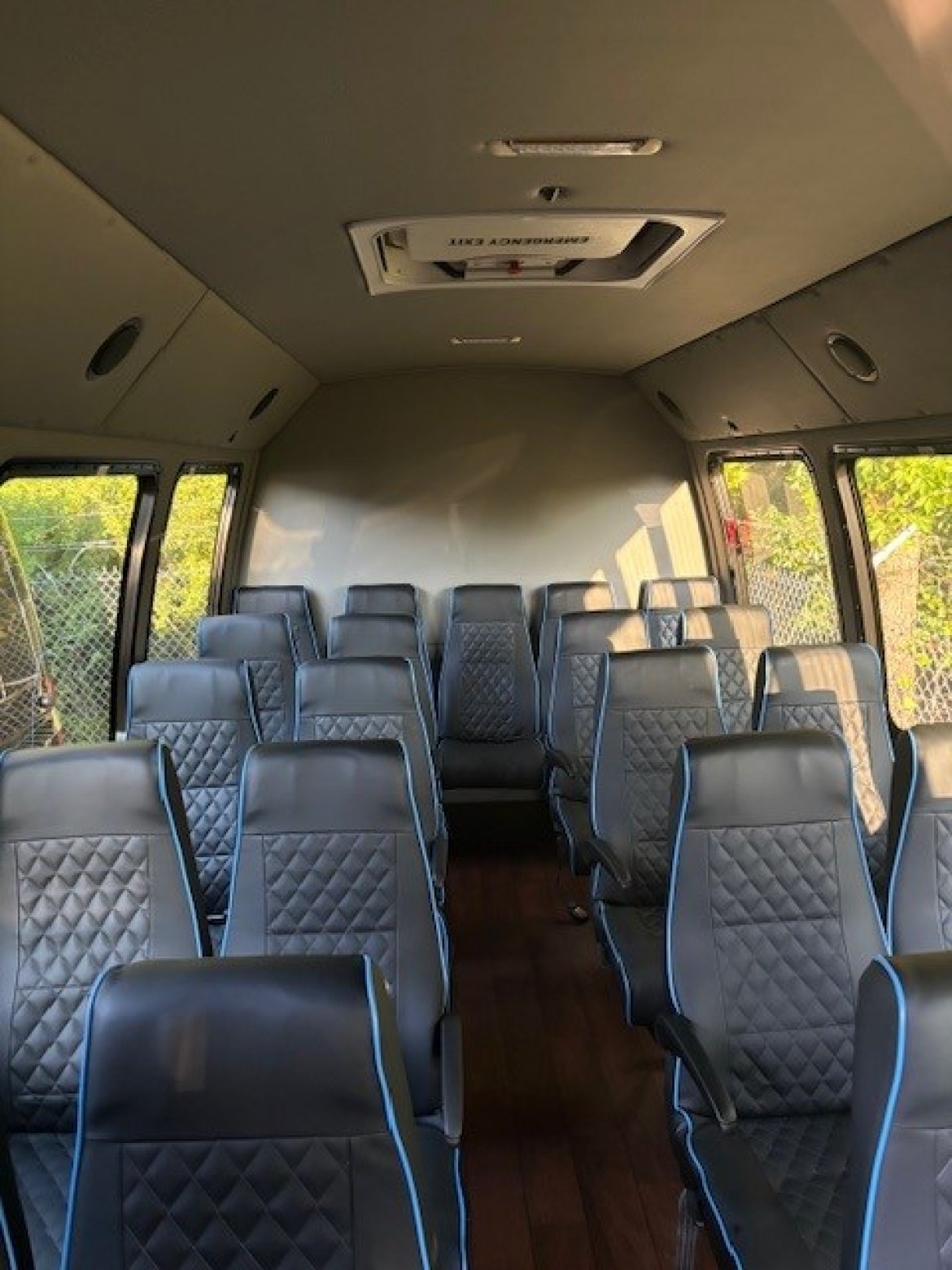 2017 Ford E-450 Shuttle Bus