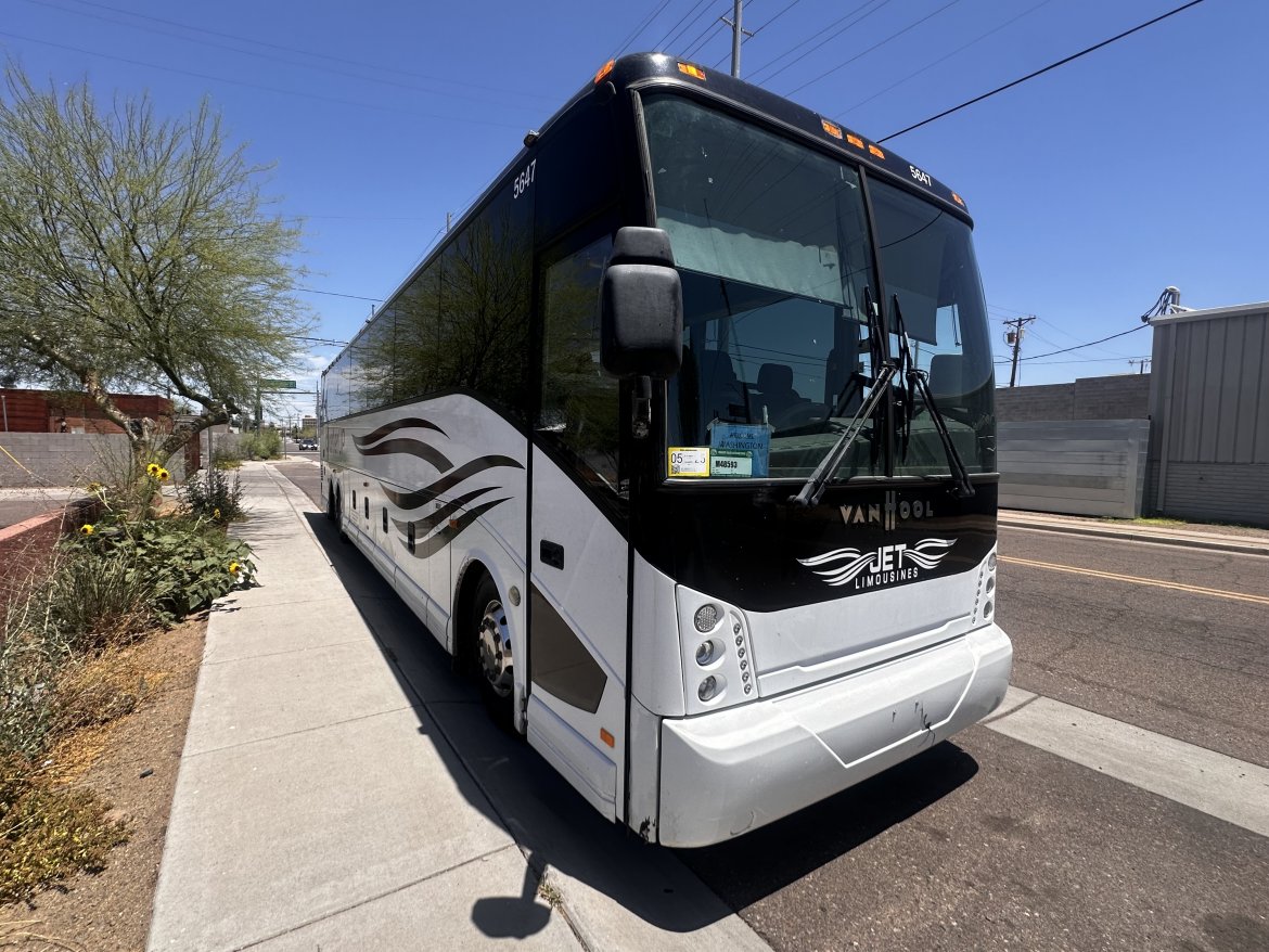 2015 Van Hool CX45 Motorcoach