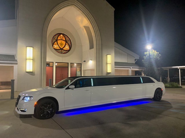 Chrysler 300 2022