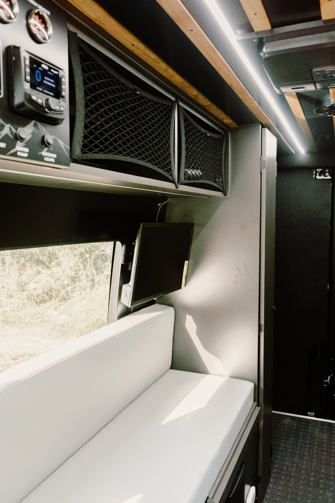 2024 Mercedes-Benz Venture