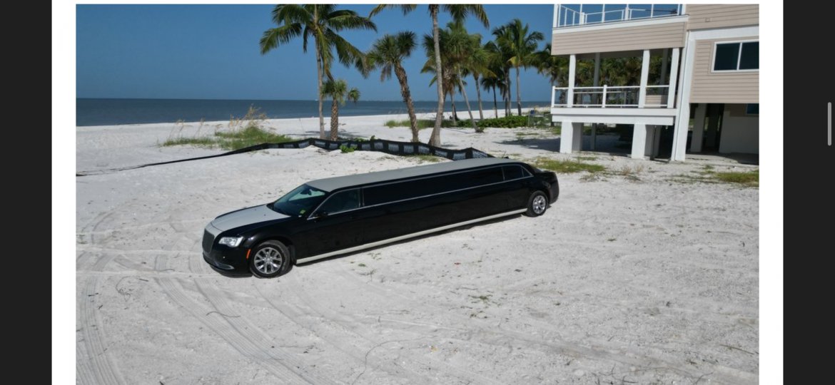 2016 Chrysler 300 Limousine