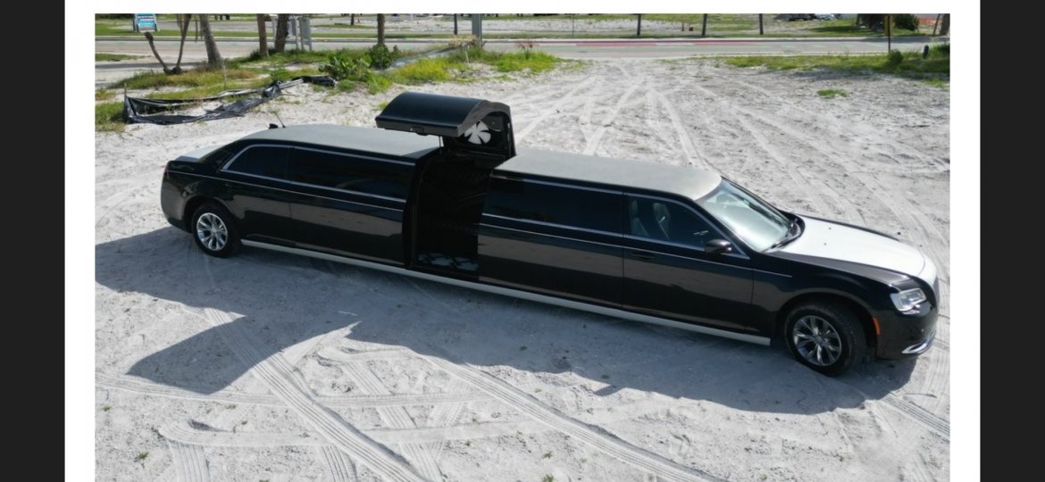2016 Chrysler 300 Limousine