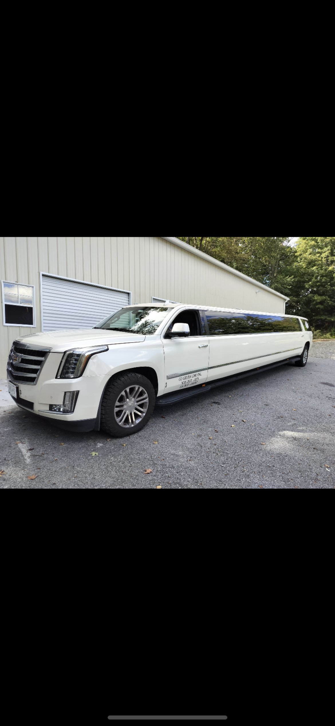 2015 Cadillac Escalade ESV Limousine