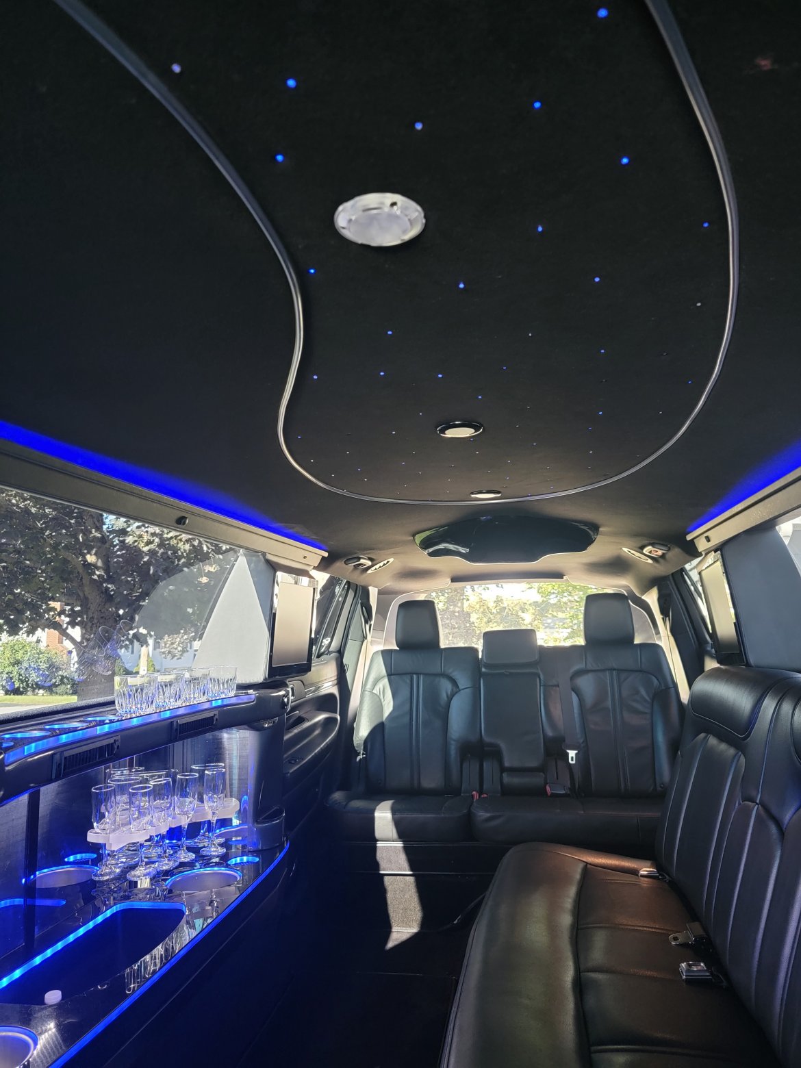 2018 Lincoln MKT Limousine