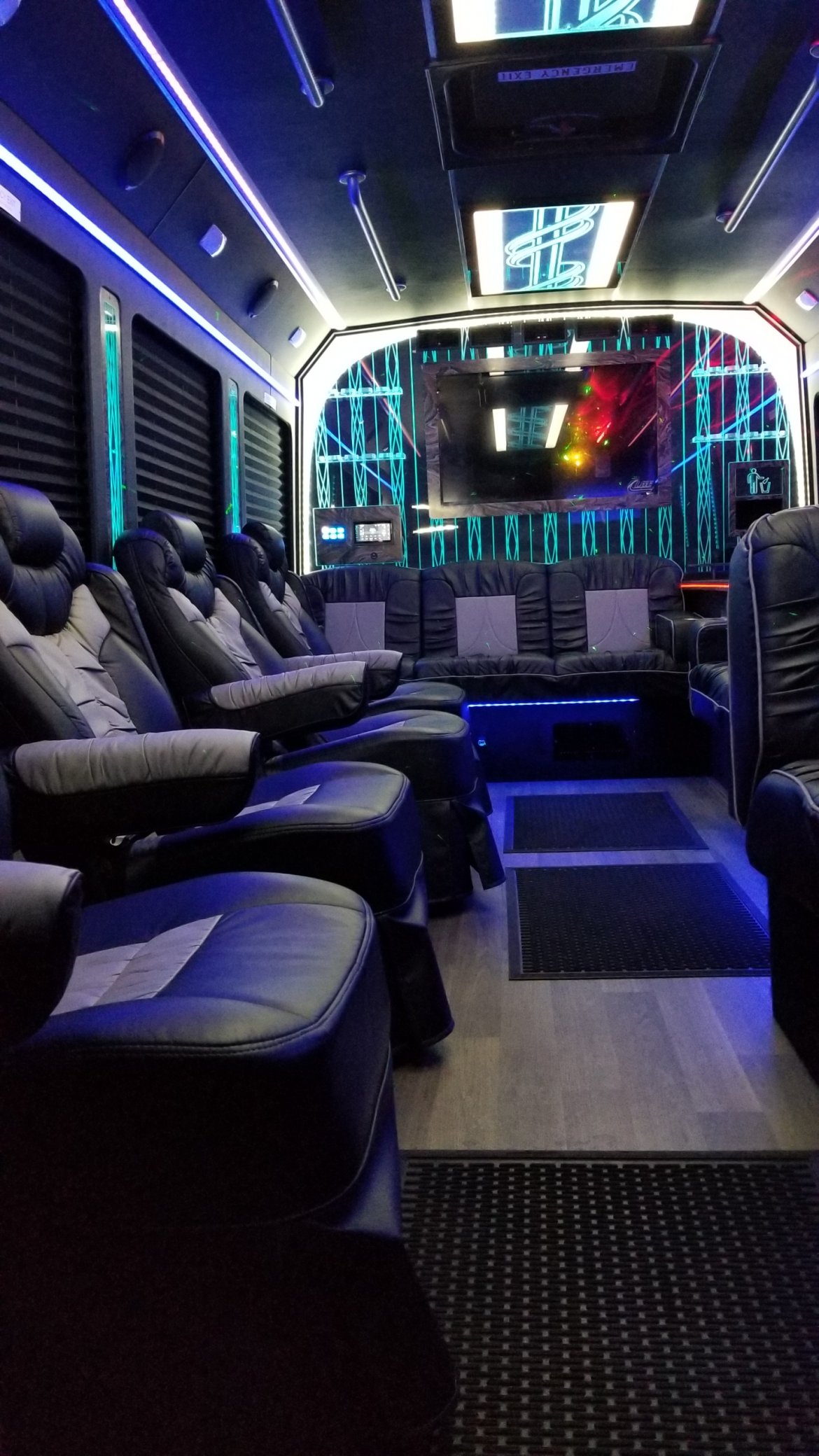 2017 Ford E-450 Party Bus