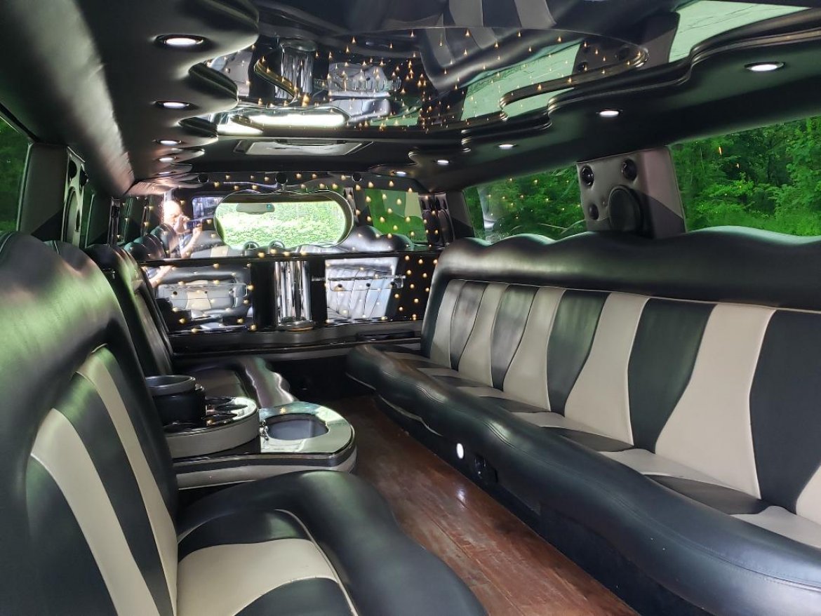 2005 Hummer H2 Limousine