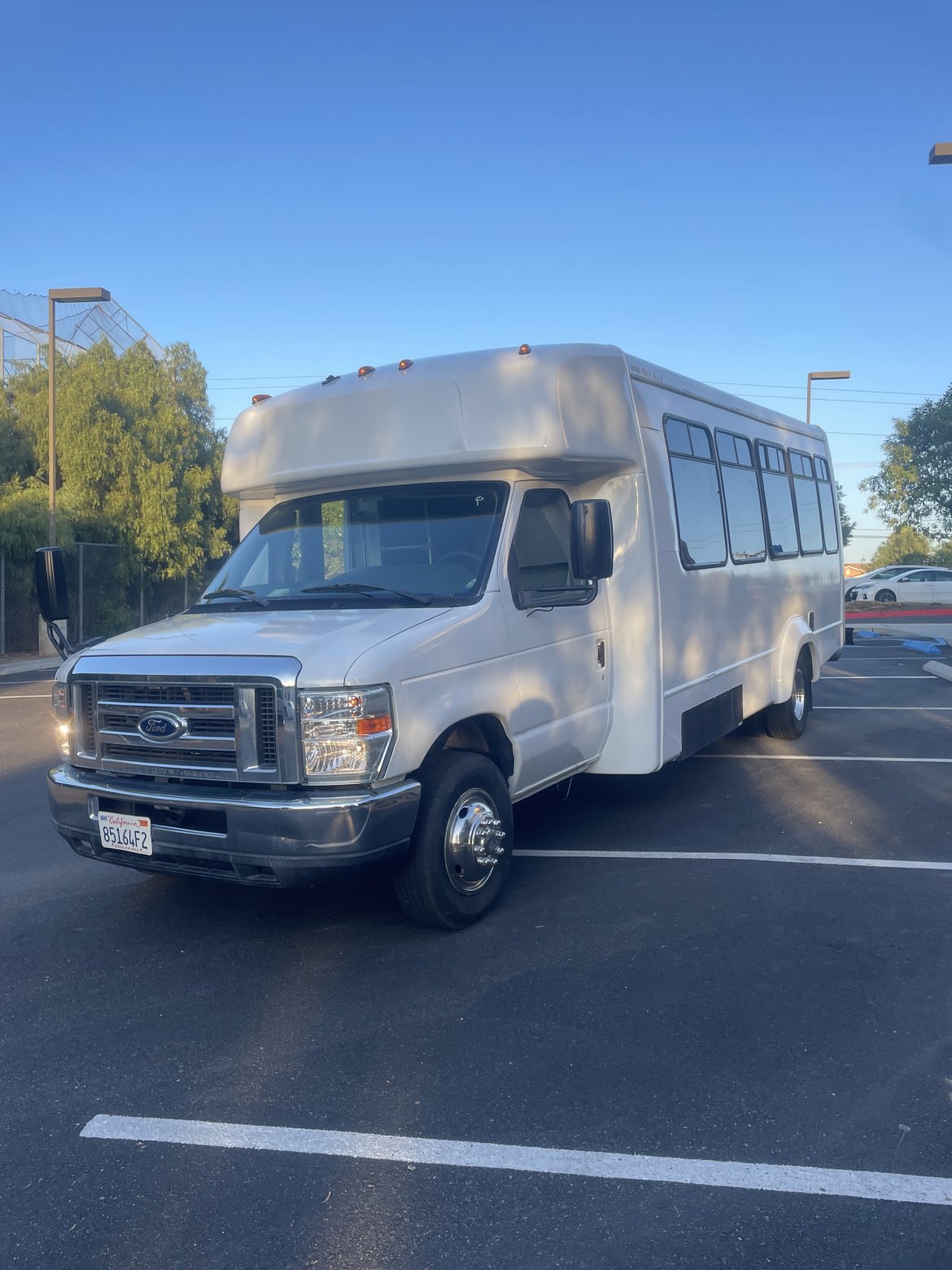 2012 Ford E-450 Limo Bus