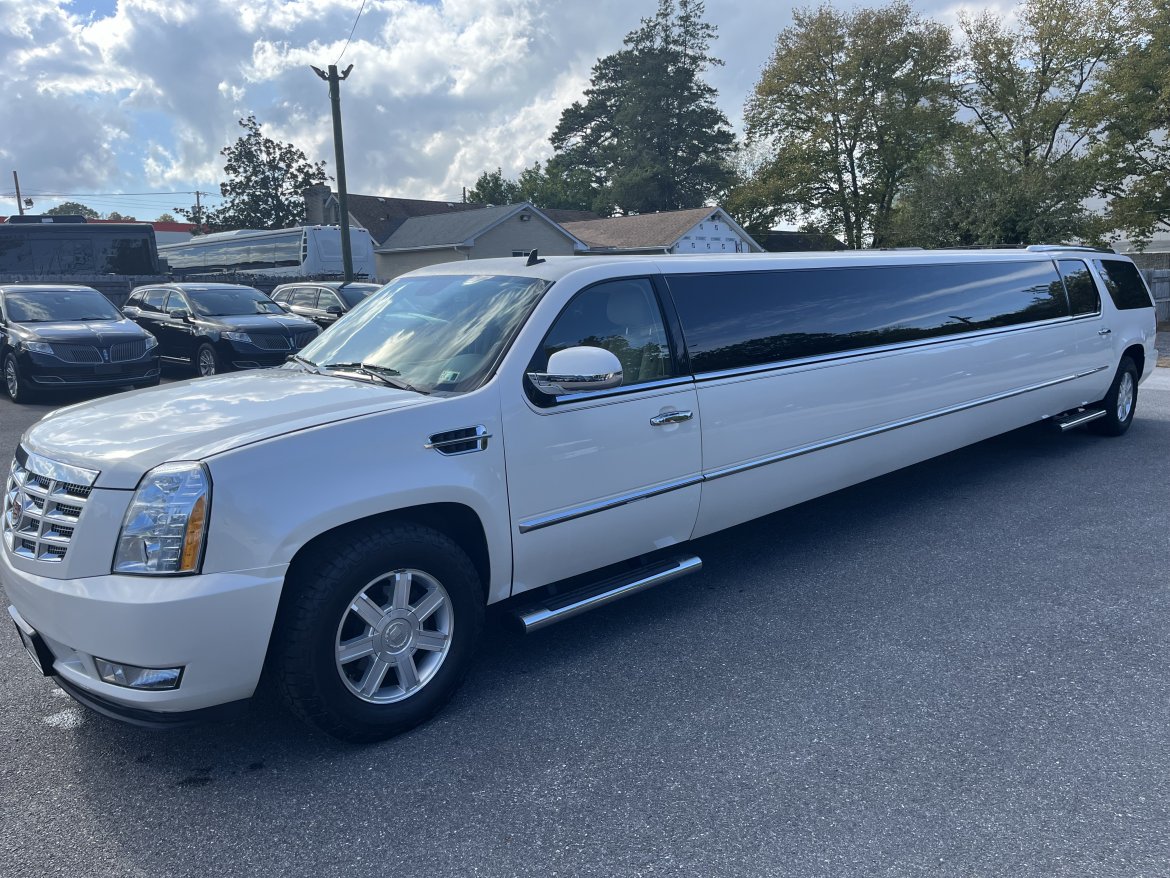 2011 Cadillac Escalade Limousine