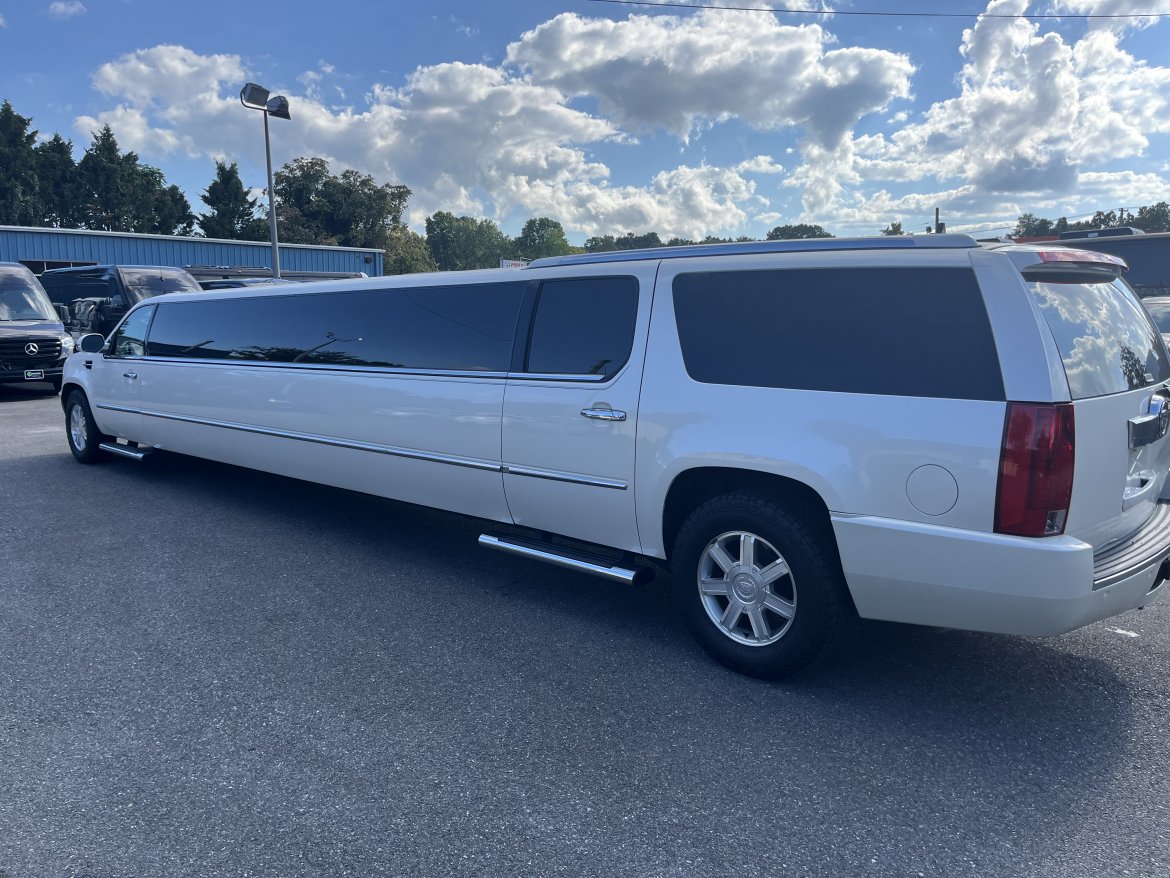 2011 Cadillac Escalade Limousine