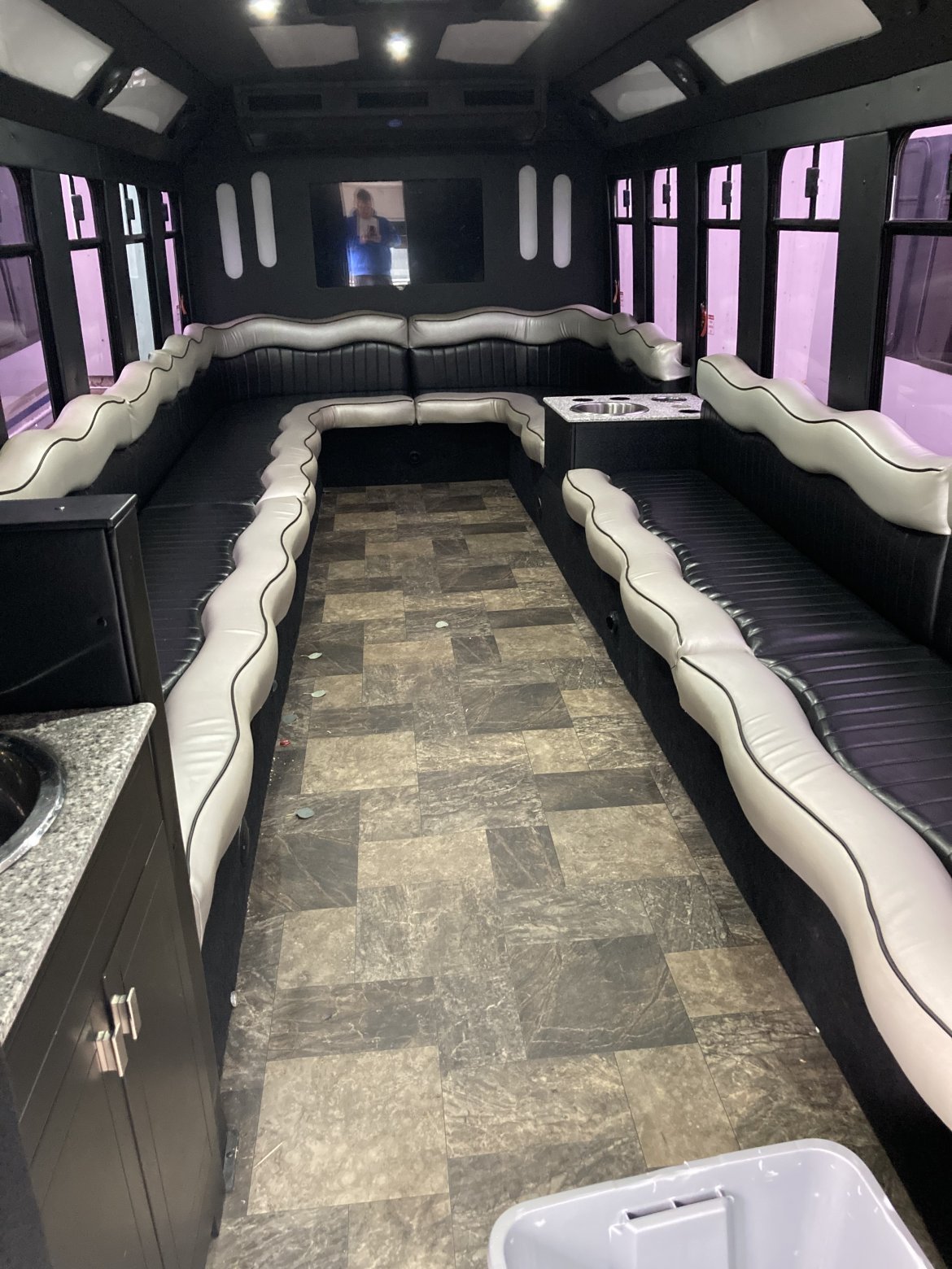 2004 Freightliner Bus