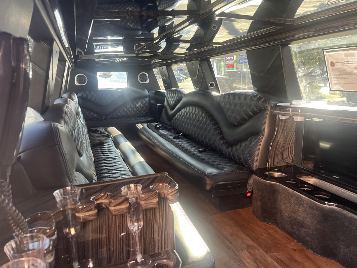 2017 GMC Yukon Limousine