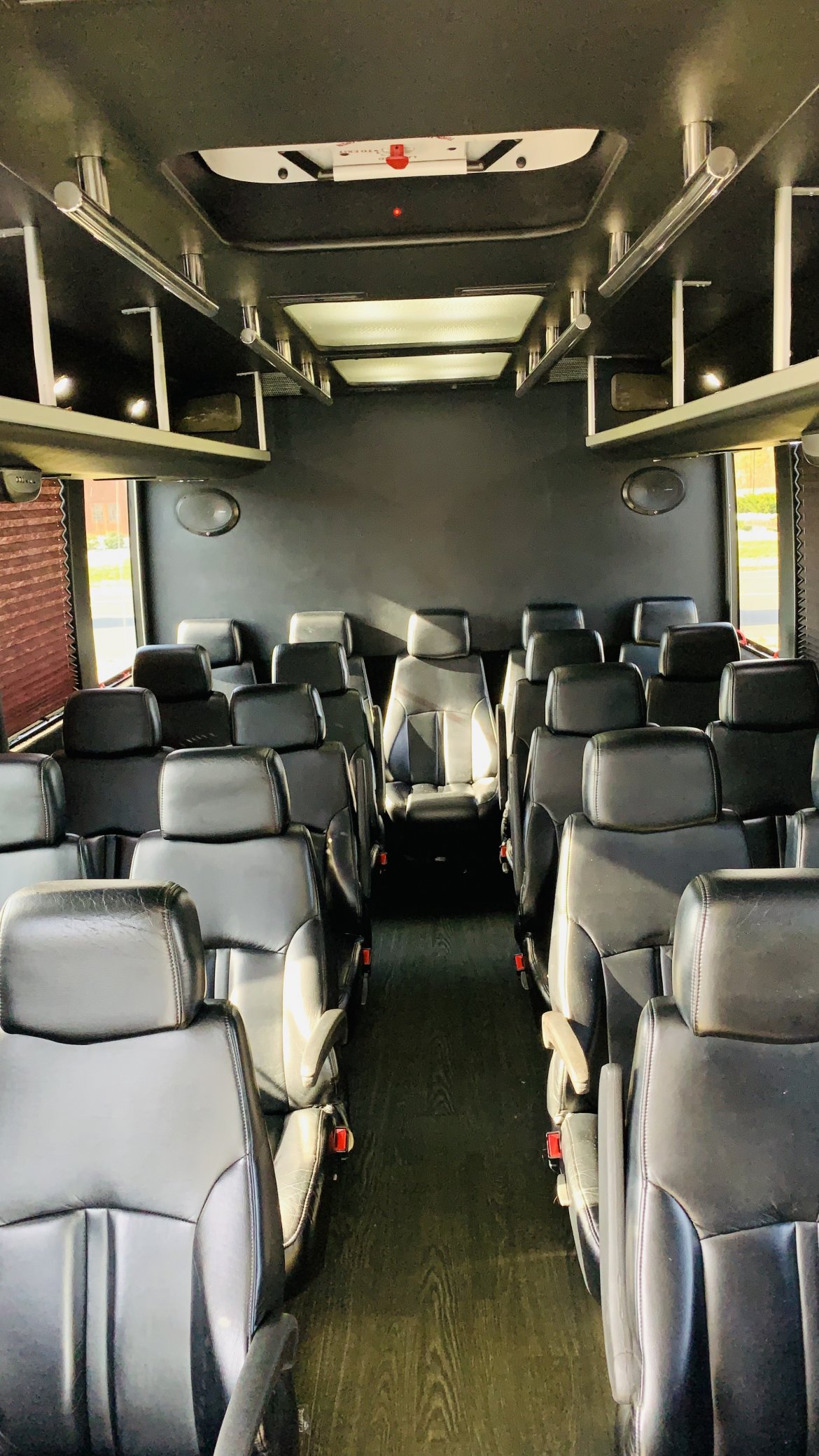 2016 Ford E-450 Limo Bus