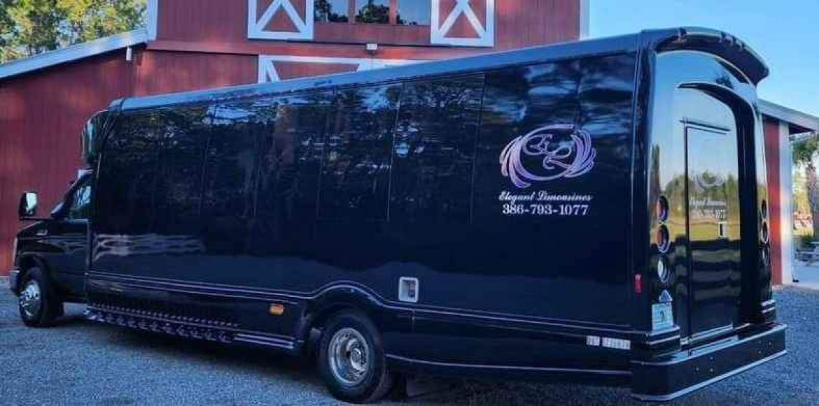 2012 Ford E-450 Shuttle Bus