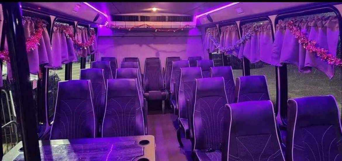 2012 Ford E-450 Shuttle Bus