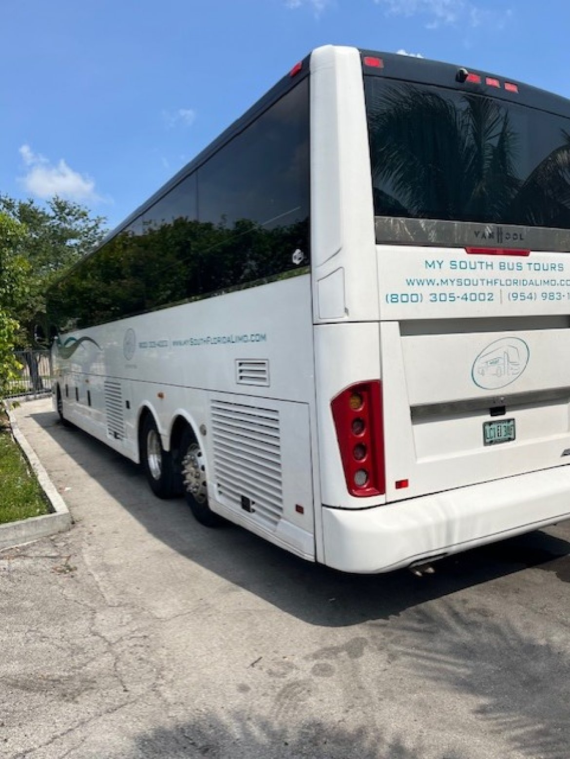 2018 Van Hool CX45 Motorcoach