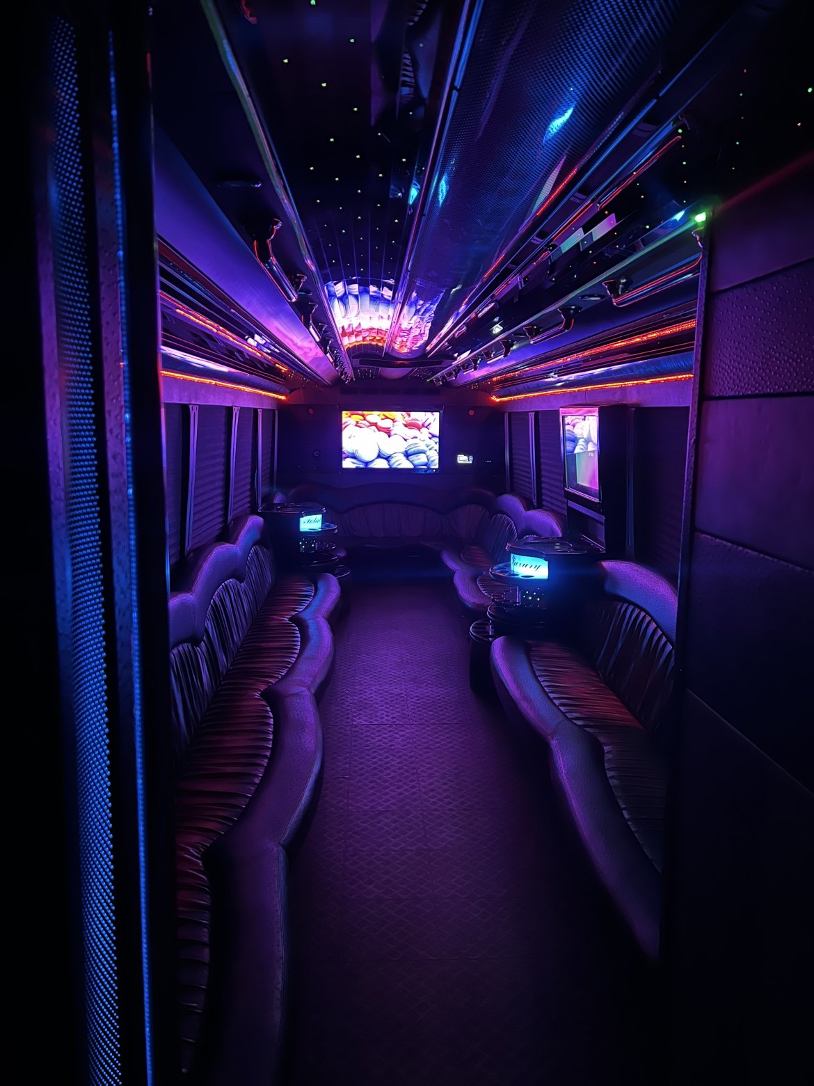 2007 Freightliner Party bus