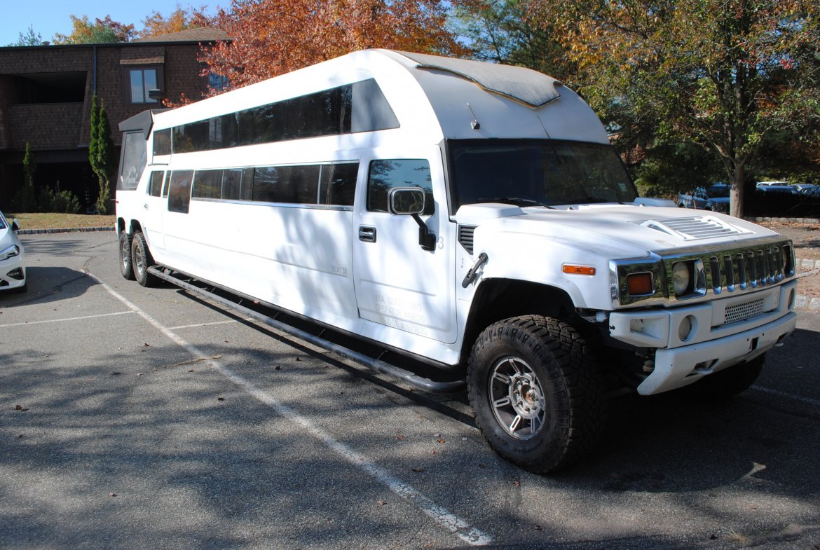 2003 Hummer H2 Limousine