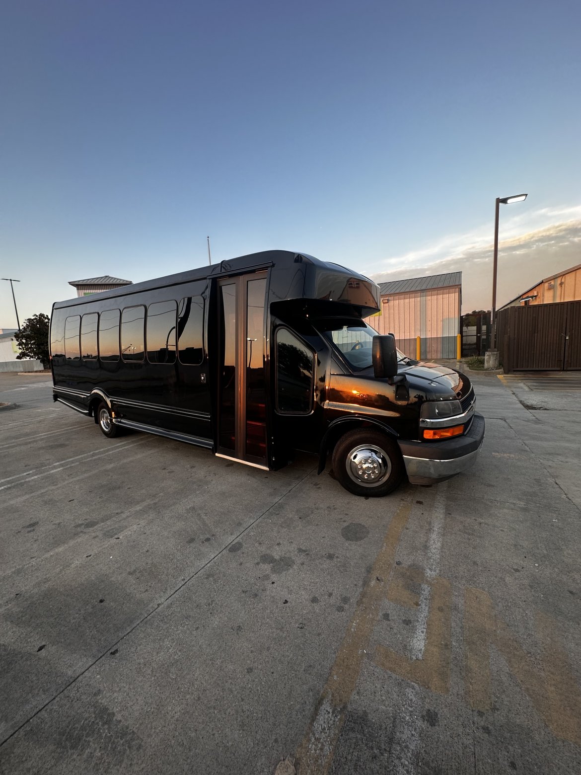2016 Chevrolet Express Shuttle Bus