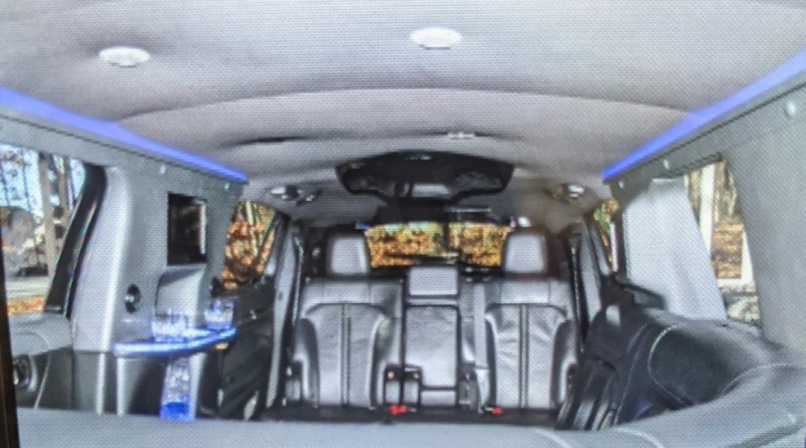 2015 Lincoln MKT Limousine
