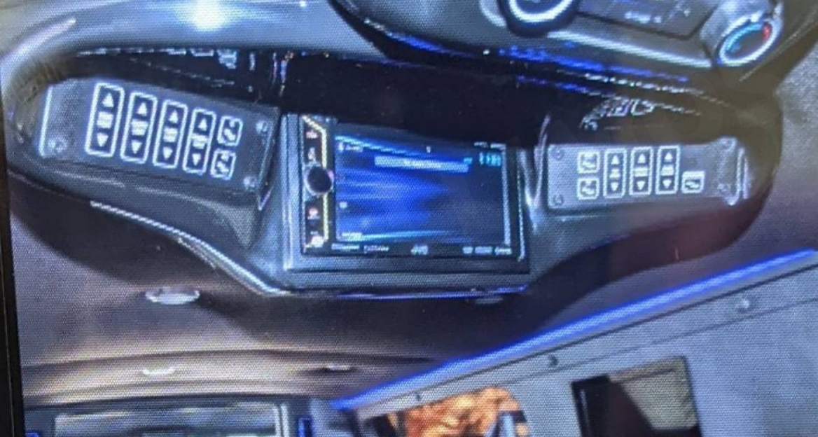 2015 Lincoln MKT Limousine