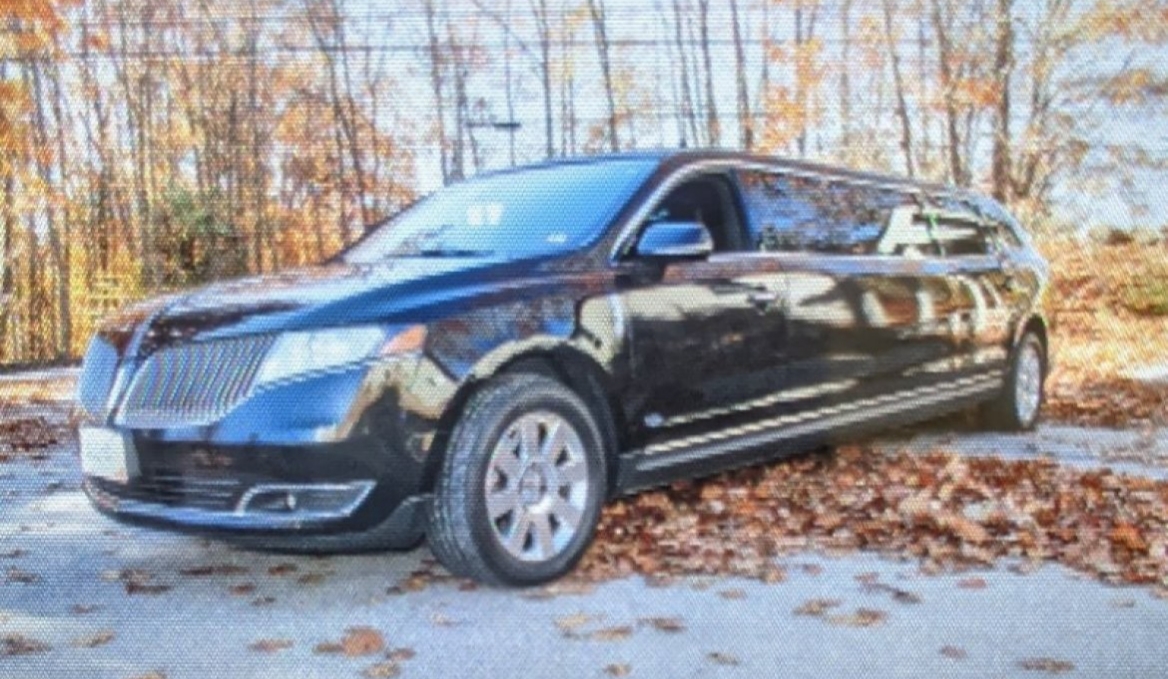 2015 Lincoln MKT Limousine