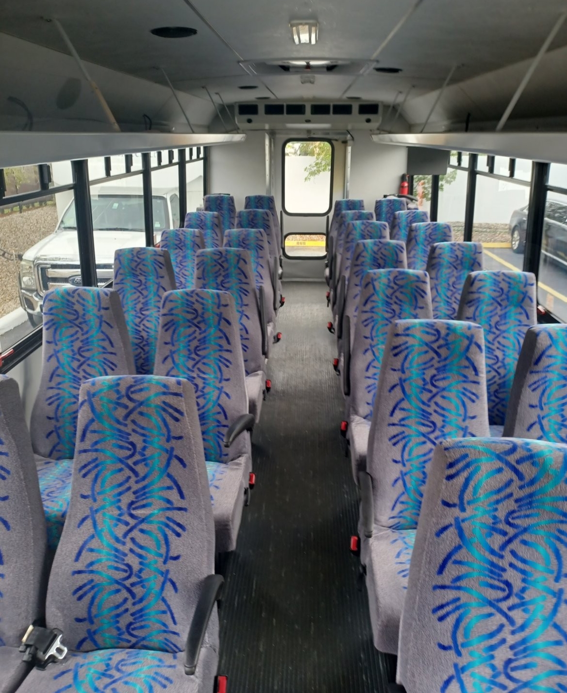 2014 Ford F-550 Shuttle Bus