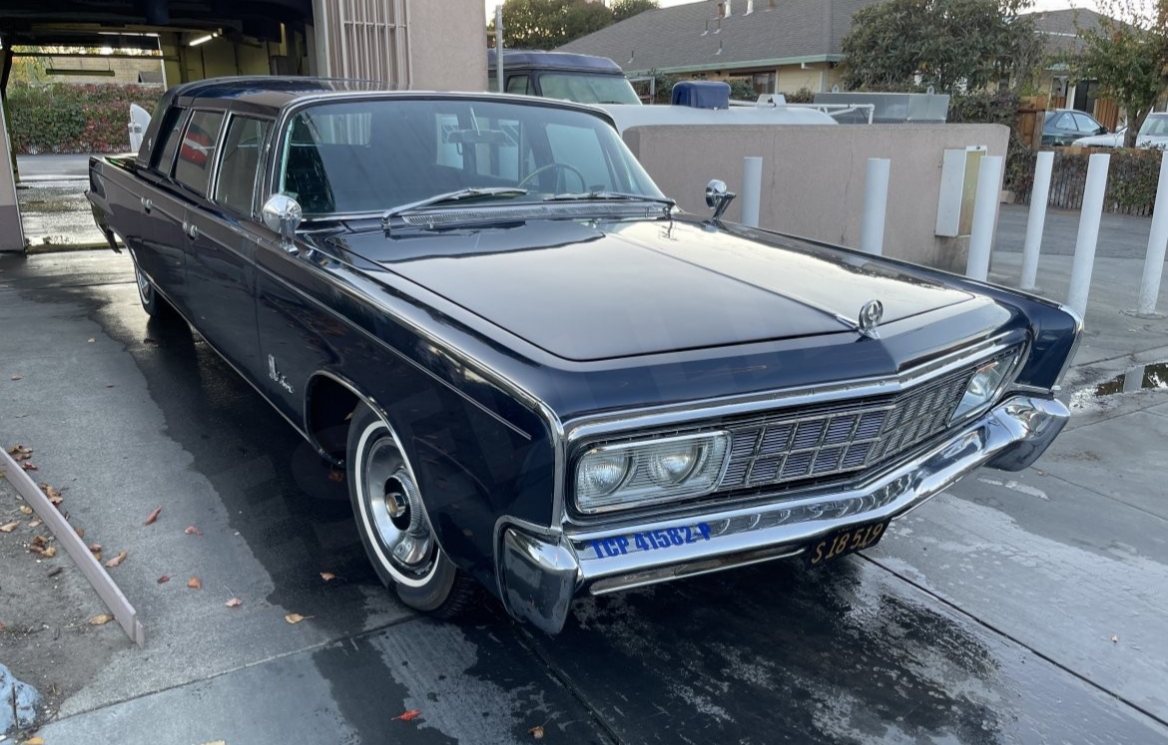 1965 Chrysler Imperial LeBaron Stretch