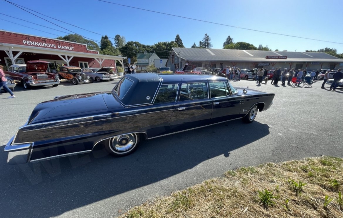 1965 Chrysler Imperial LeBaron Stretch