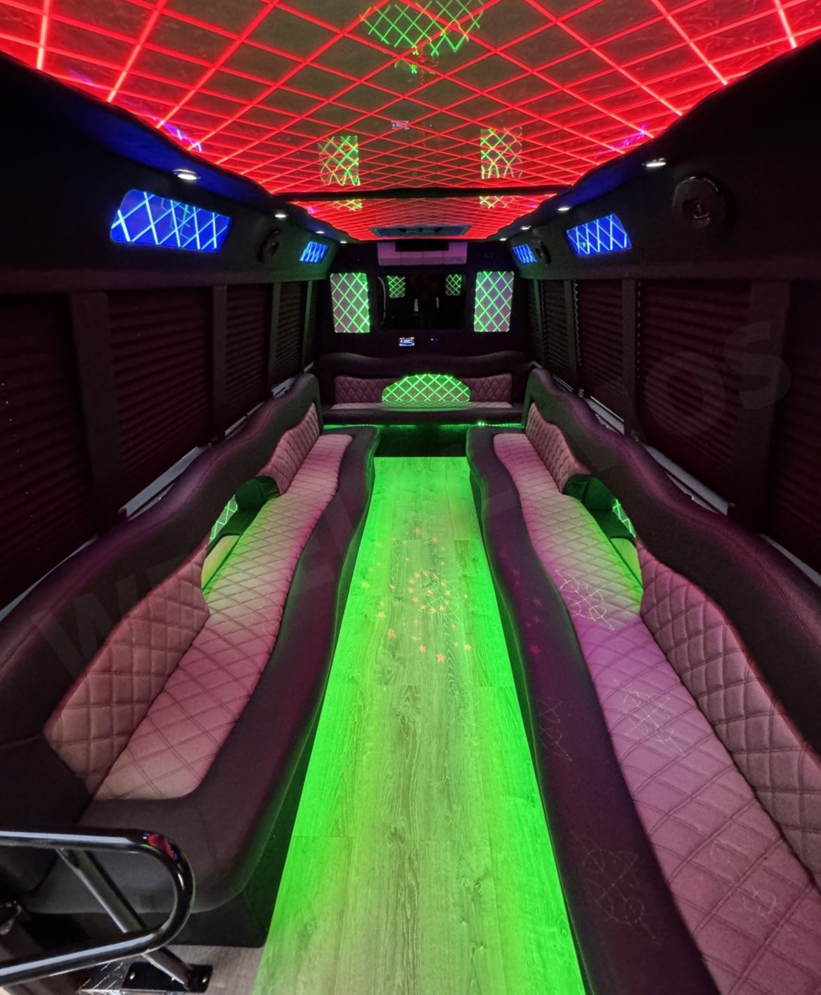 2013 Ford E-450 Limo Bus