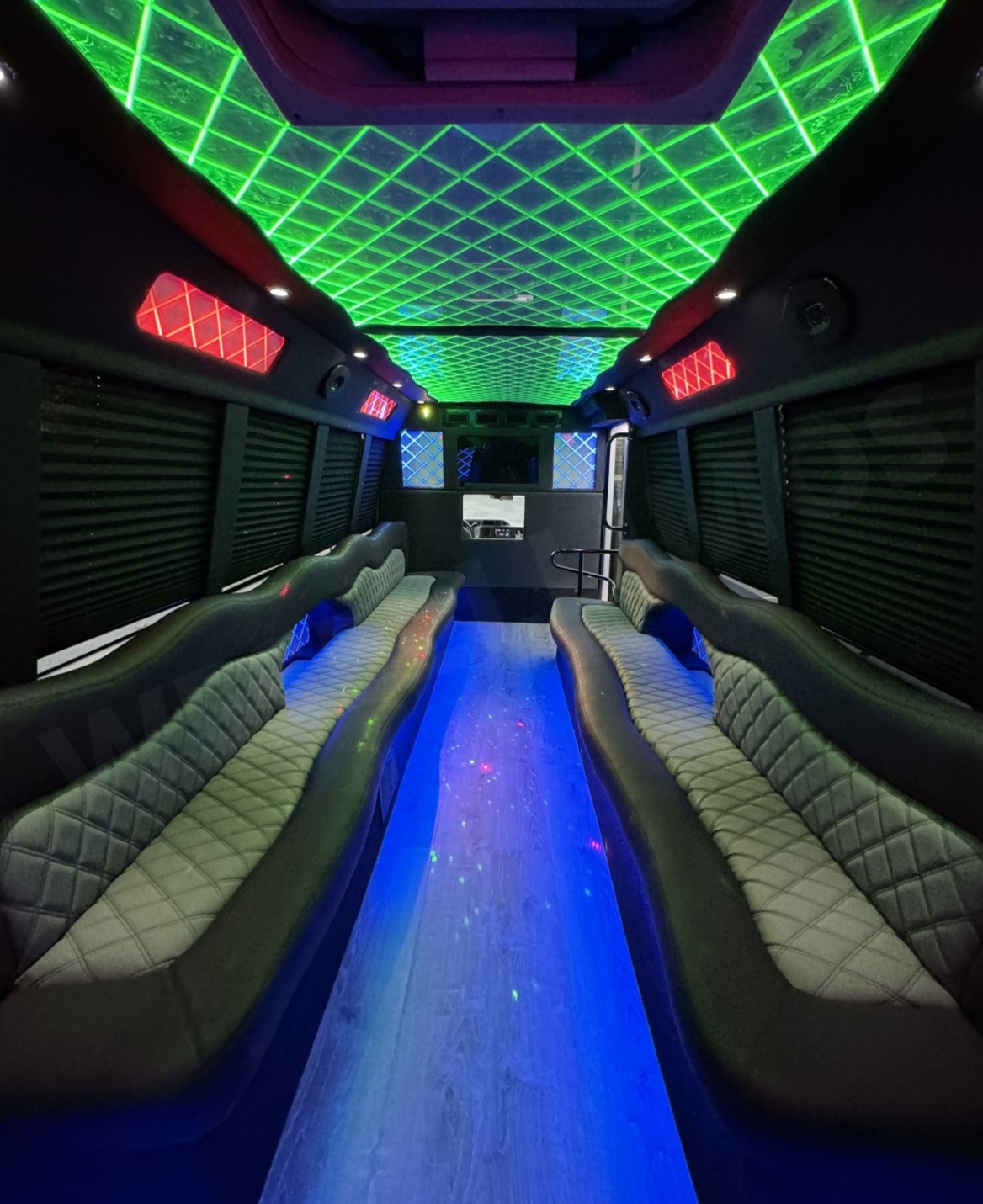 2013 Ford E-450 Limo Bus