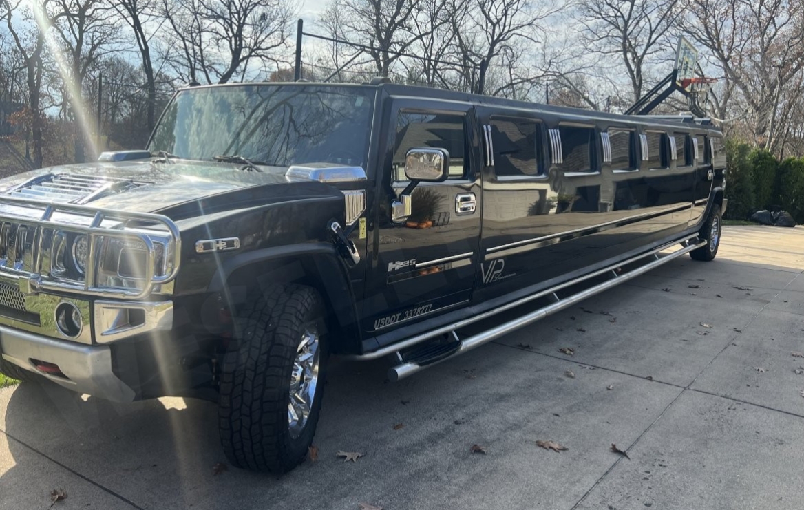 2004 Hummer h2 Limousine