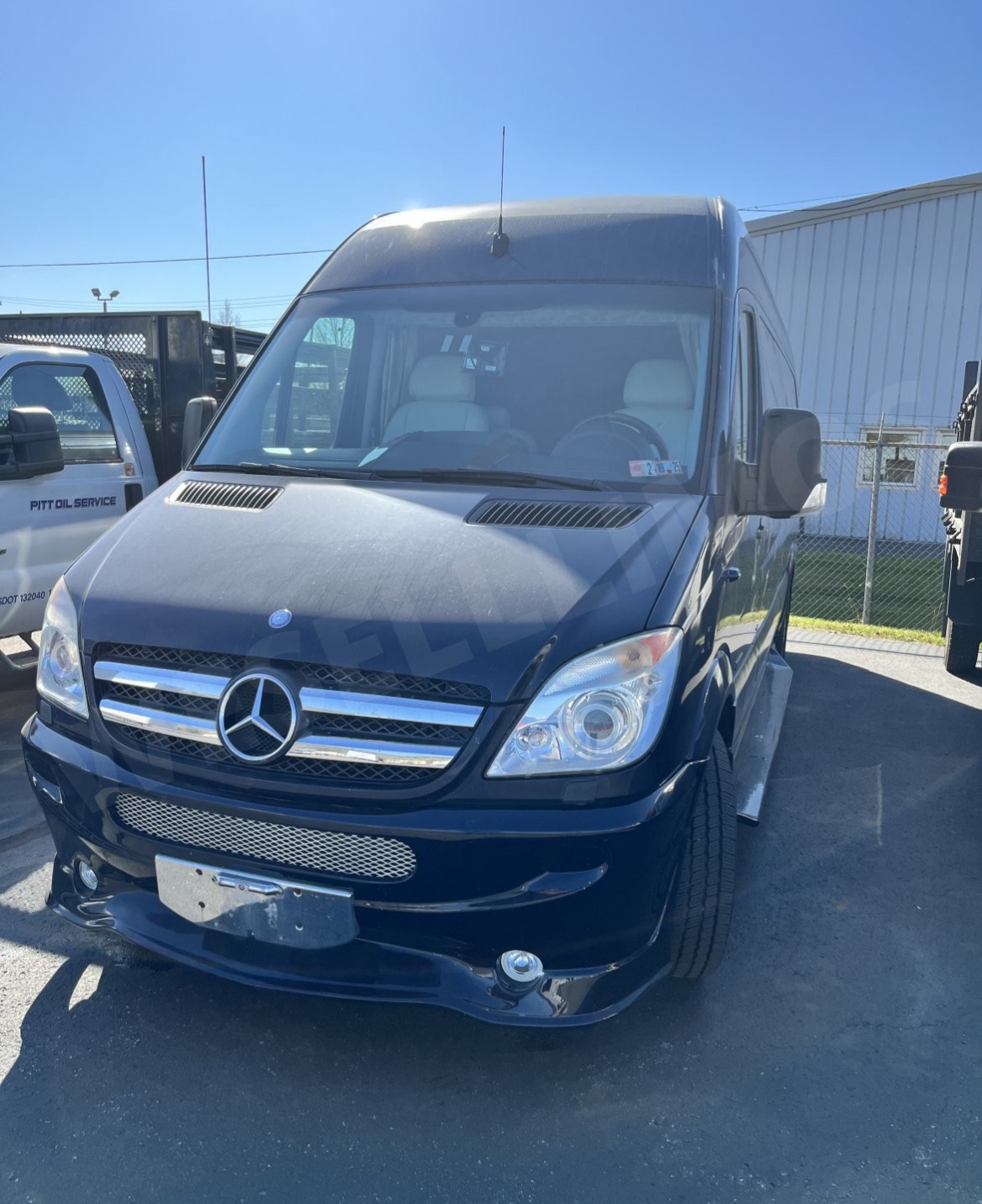 2011 Mercedes-Benz 2500 Sprinter