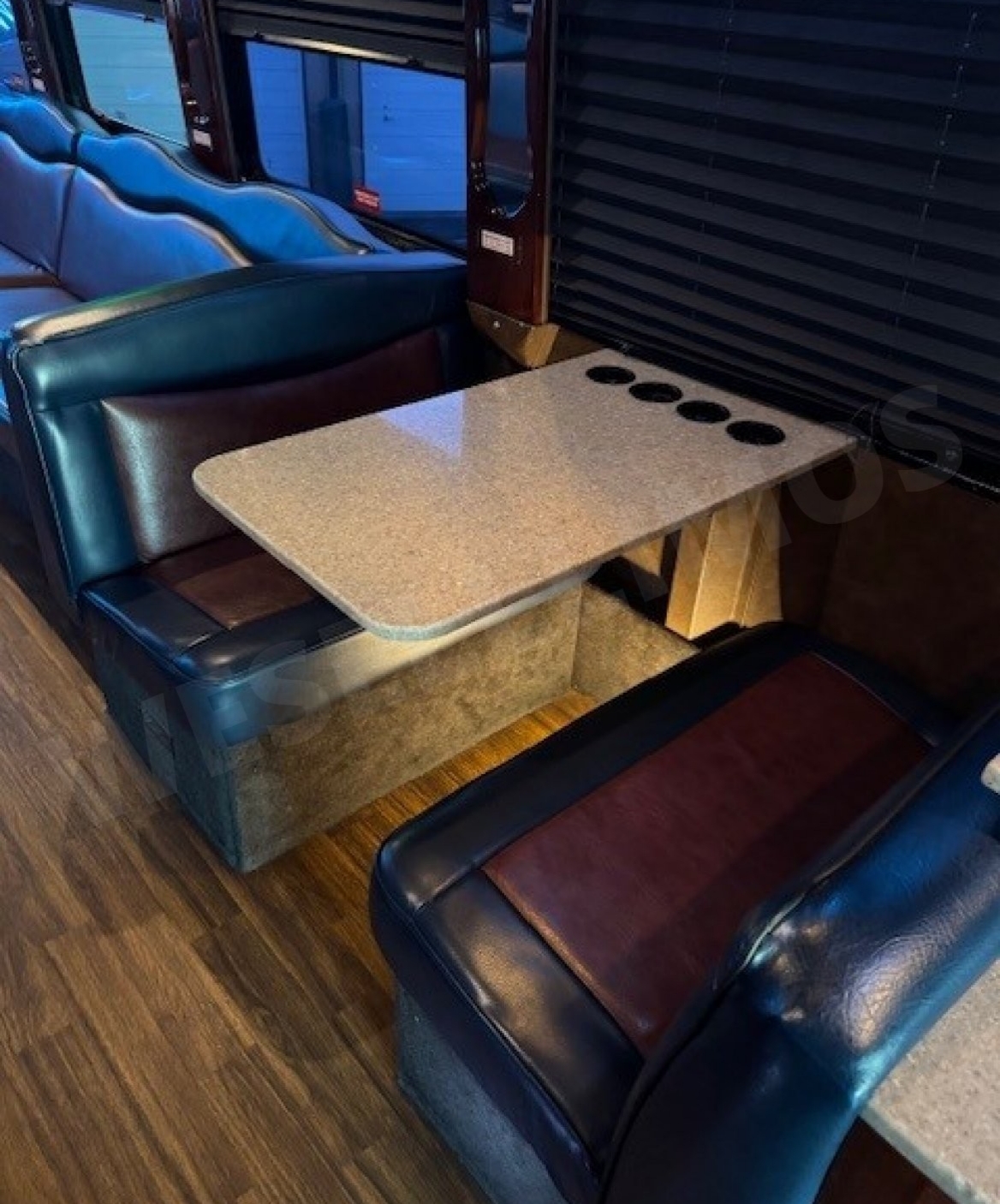 2006 Glaval Bus Freightliner Limo Bus